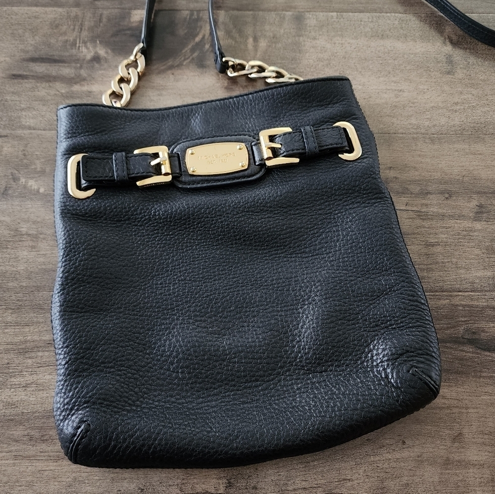MICHAEL Michael Kors Black Pebbled  Leather Bag - Picture 9 of 15